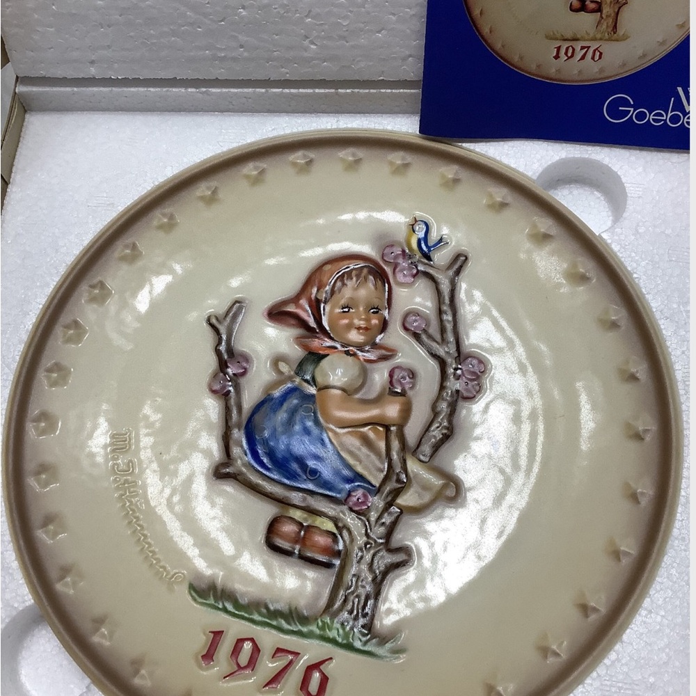 M.I Hummel 6th annual collectors plate from 1976 ~No. 269 ~ Goebel West Germany - Picture 3 of 5